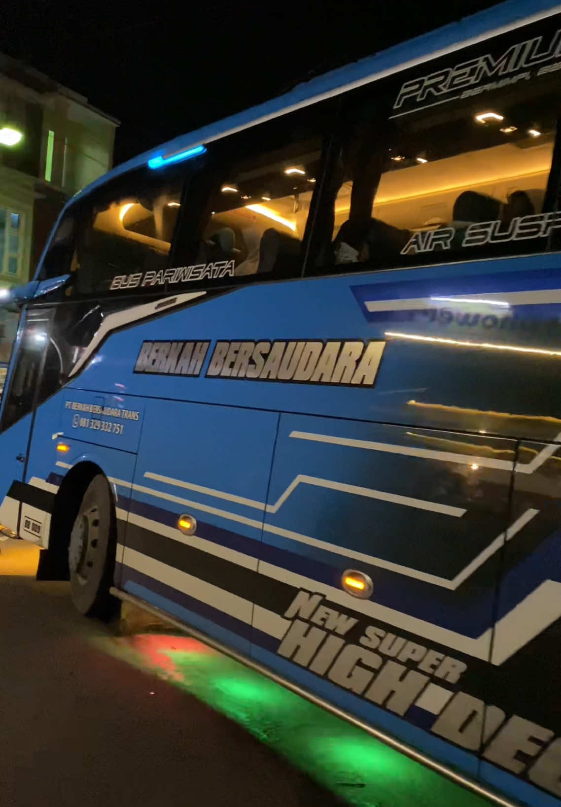 Aduh deeeek 😁 #berkahbersaudaratrans #busmania #videobus #busmaniacommunity #basuri #fyp #jb5 #adiputro #kudus24jam 