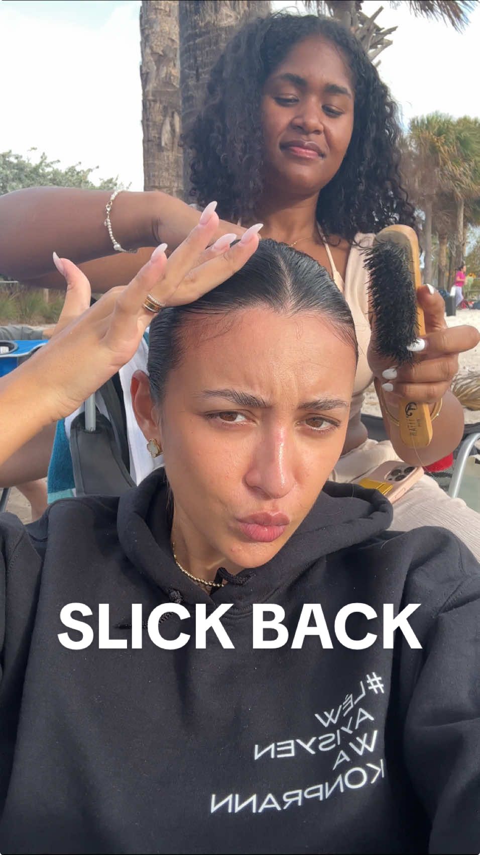 Iznit funnay?!?🤣 @ANIKA   #hairtok #hairstyles #slickedbackhair #slickback #satisfying #healthyhair #relatable #justgirlythings #dayinmylife #Lifestyle  #trending #viral 