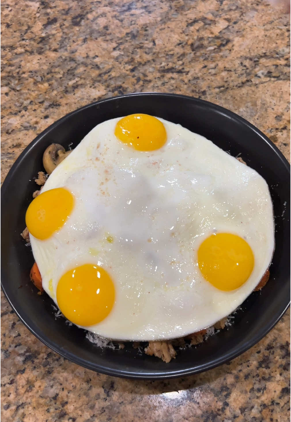 110 grams of protein. Ground turkey, carrots and mushrooms #highprotein #healthy #tiktokfood #protein #foodporn 