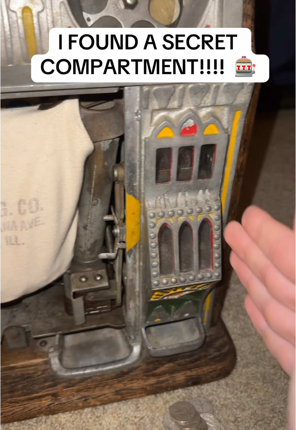 I FOUND A SECRET COMPARTMENT! 🎰 #fyp #foryoupage #slotmachineguy #viral #antique #trending #whathappens #inside #secretcomparment 