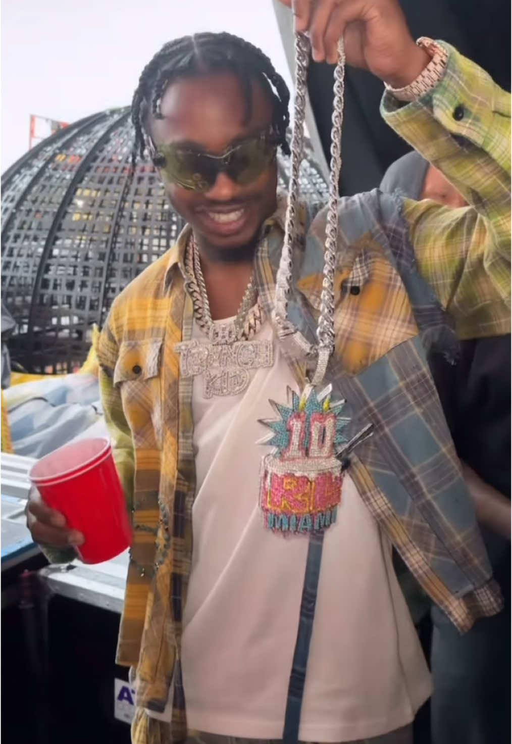 @Lil Tjay getting #rollingloud 10year anniversary chain🔥😮‍💨 #liltjay #miami #fyp #viral 