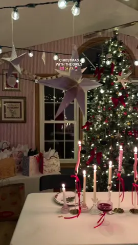 Hosted the cutest christmas party for the girls last night!! Pajama party sleepover was a mega success. My heart is full. #christmasparty #christmasthemedparty #christmaspartydecor #christmasparty #girlsmas #warmchristmas #giftforbestfriend🎁 #secretsanta #christmastablescape #CapCut 