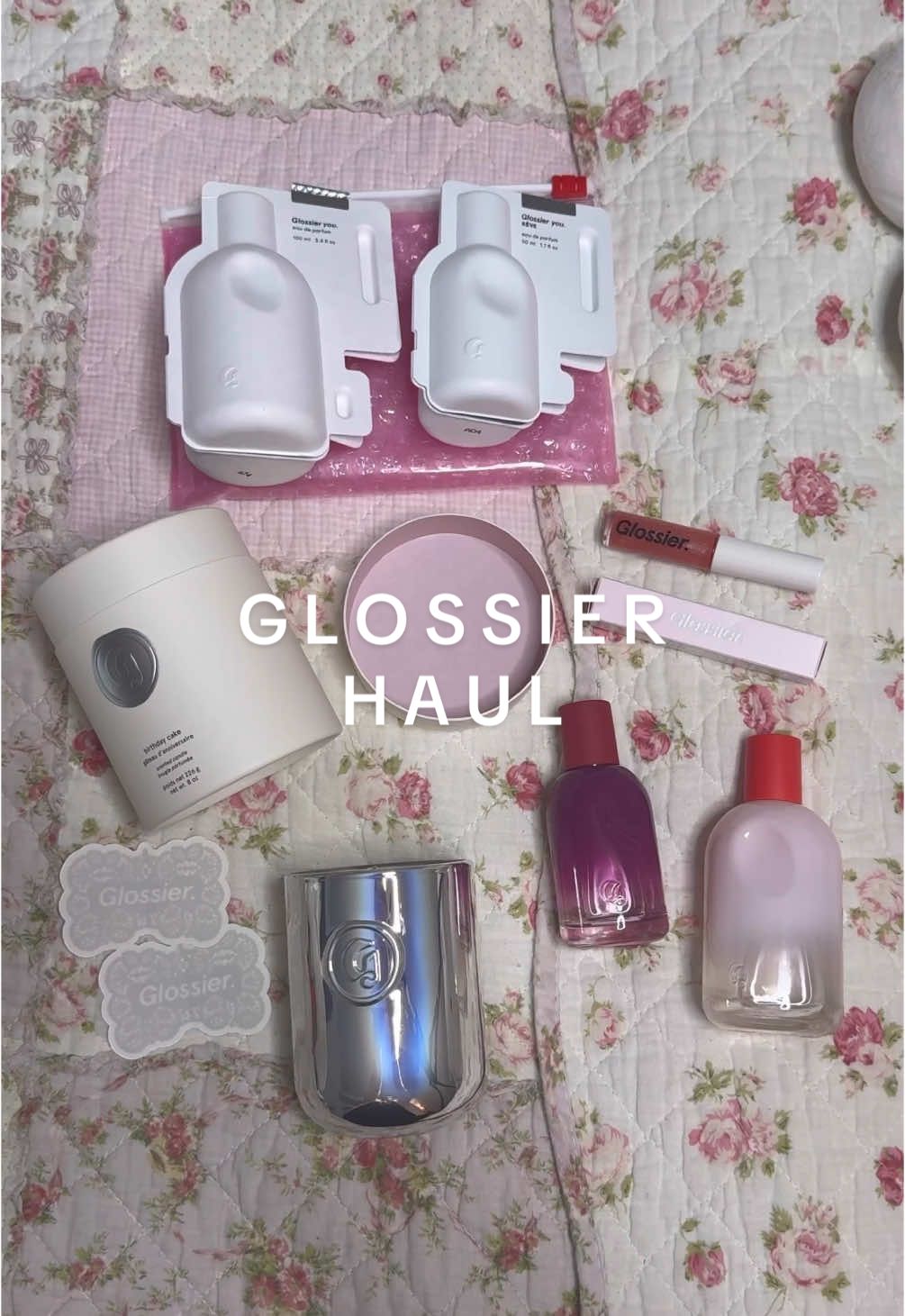 i was running low on my glossier you perfume at the perfectttt time 🥰 so happy i was able to get a candle as my free gift 🫶🏼 #glossier#glossieryou#glossierhaul#unboxing#asmr#asmrunboxing#asmrhaul#glossiercandle#glossierreve#lipgloss#stickers#blackfridayhaul  