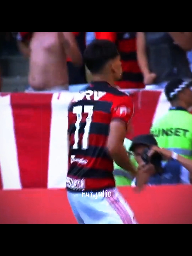 Nosso cria pode tá voltando!🤩❤️🖤 #lucaspaqueta #paqueta #flamengo #contratacao #futebol #fyp