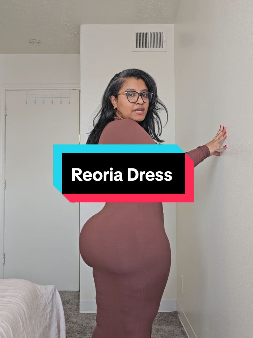 Wow!! An amazing dress and color. Perfect for these colder months  #creatorsearchinsights #tiktokshopholidayhaul #falldealsforyou @REORIA 