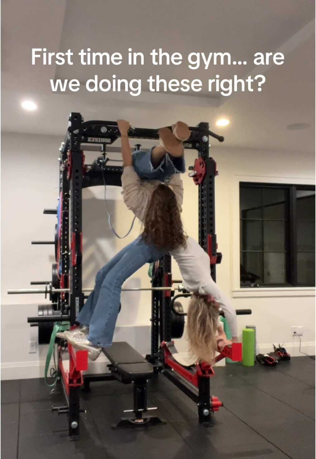 gymrats 🏋️‍♀️💪🏻 @caroline  #fyp #foryoupage #trending #viral #fypppp #gym #funny #fame #famoustiktok #workouttips #gains #pilates #monkey #foryou #fypシ #2024 #vougebeautysecrets #likeplease #fun #viraltiktok #foryoupage #tiktok #trump