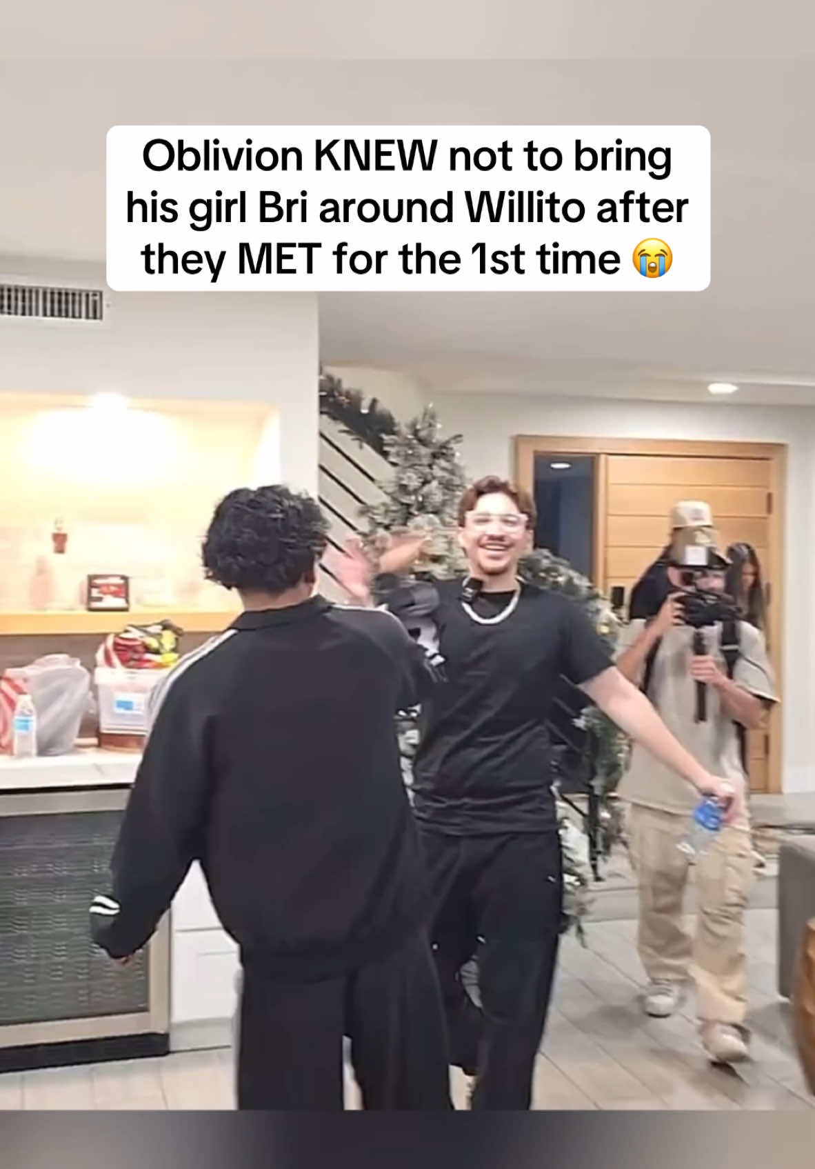 Oblivion KNEW not to bring his girl Bri around Willito after they MET for the 1st time 😭 #willito #oblivion #fyp #viral 