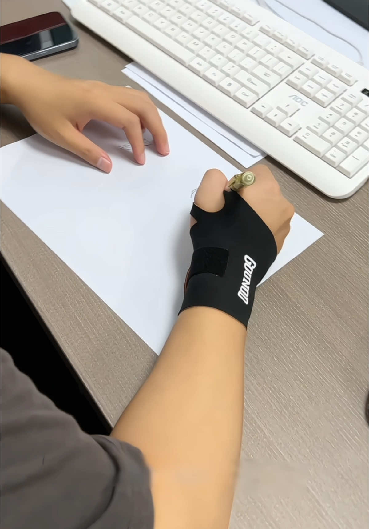 Đai bảo vệ cổ tay cho dân văn phòng và game thủ, dân tập gym và thể dục #daibaovecotay #daibaovethethao 