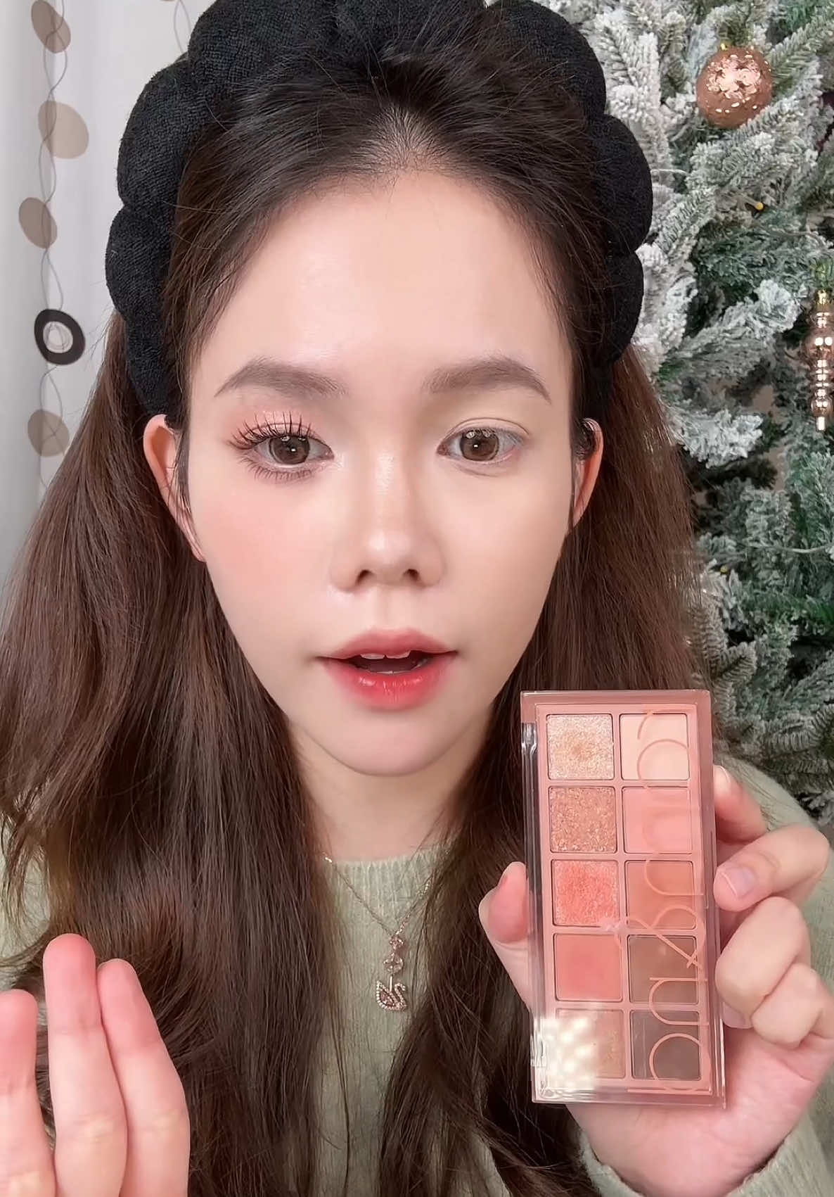 10 ngày tự học makeup tại nhà đón Tết: ngày 3 nay sẽ hướng dẫn chị em phấn mắt tone cam đào với bảng mắt 01 Romand nha 💓 #hzangg2111 #xh #fyp #xuhuong #z_angg #viral #longervideos 