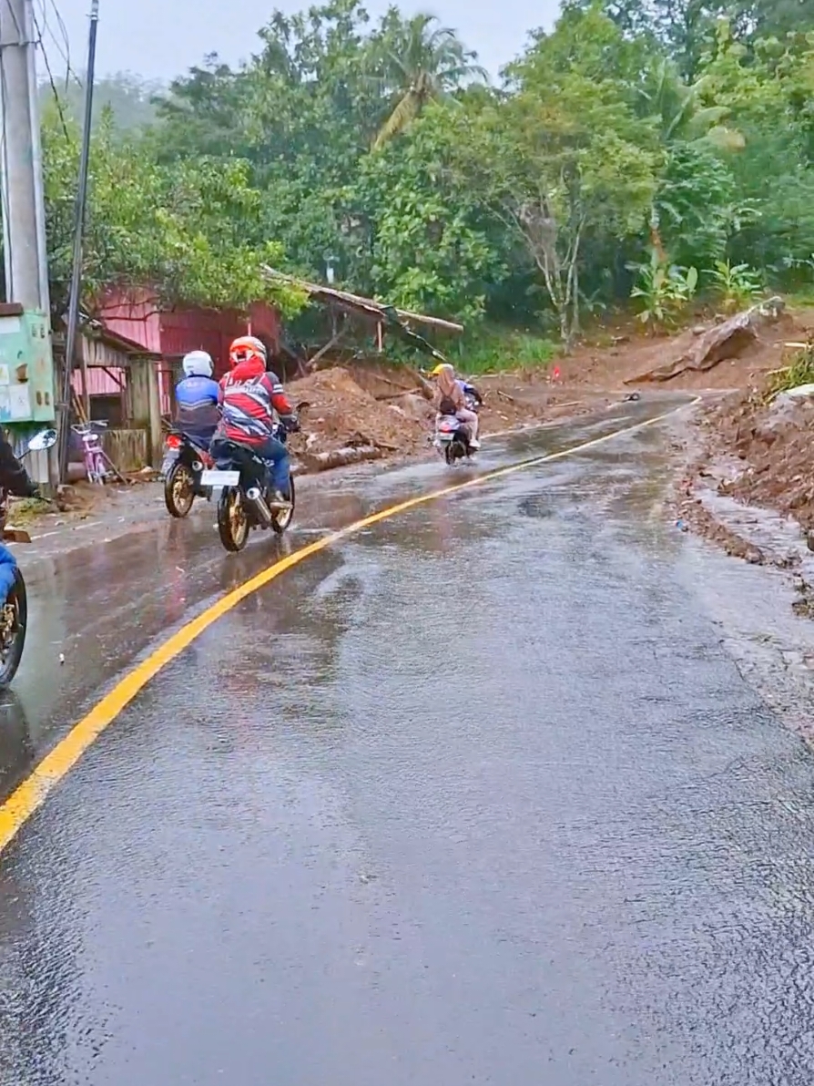 ksatria peduli sesama SCI X Satria plat F #satriafu #satriaclubindonesia #modifikasisatria #satriafuroadrace #fyp #prayforsukabumi 