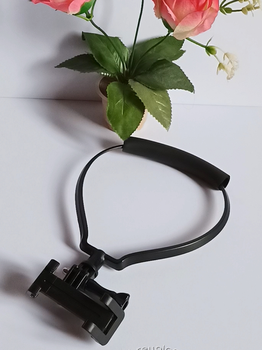 Kung gusto mong d mahirapan sa pag video e check out mo to! #neckphoneholder #phoneholder #povshots #phonehanging 