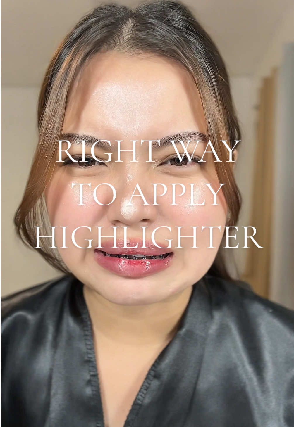 Ganto ka dapat mag apply ng highlighter mi! #dianaellaine #highlightertutorial #highlighterhackmakeuprtutorial #jellyhighlighter #saceladyhighlighter #glowinghighlighter