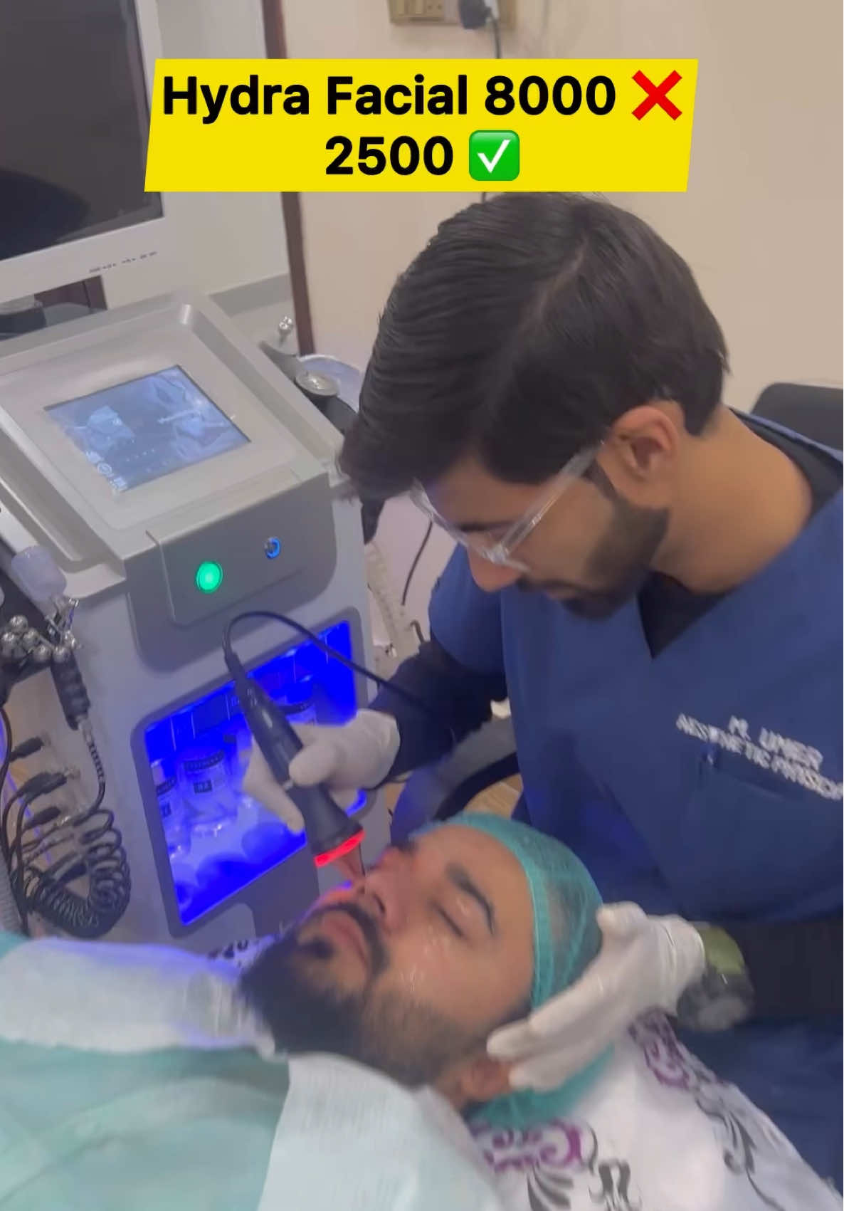 What is Hydra Facial? 8000 wala Hydra Facial is now in 2500 rs only at @sparkleskinlaserclinic Full Process of Hydra Facial | Collaboration with Sparkles Skin & Laser Clinic review by @CH Waleed Rauf #hydrafacial #chwaleedrauf 