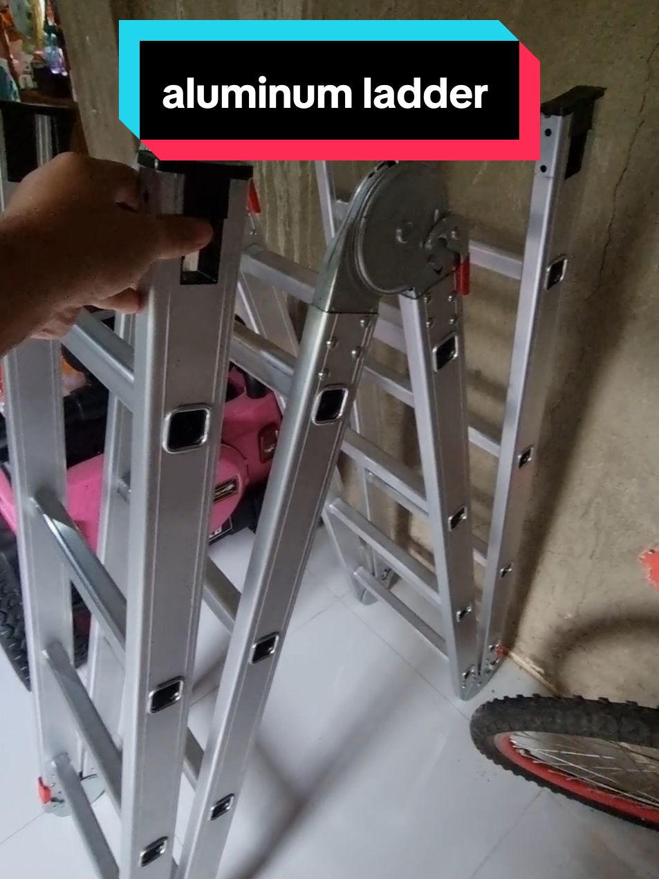 heavy duty aluminum ladder #aluminumladder #heavydutyladder #foldableladder #ladder #foldingladder #affordable #trending 