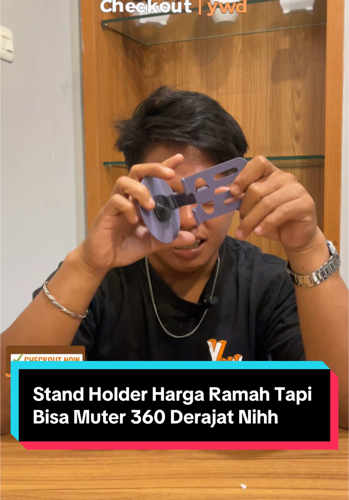 Stand holder harga ramah tapi bisa muter 360 derajat nih #standholder #standholderhp #standholdermurah #holderhpmurah 