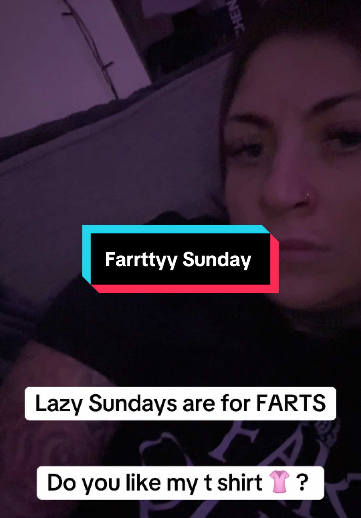 Sundays are fart days Do you like my t shirt a fan brought it for me !! ❤️❤️💨💩 i love it #farting  #fartsarefunny  #goddesses  #goddess  #contentcreator 