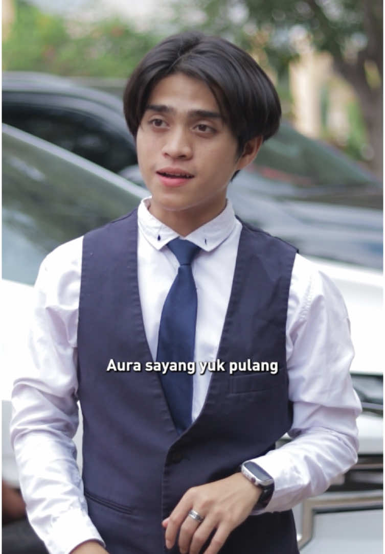 Lupa ingatan, pacar direbut! #SerialTikTok #TikTokTainment #TikTokSeries #TikTokSeriesFuture #drama #iswhite #parfume #suneedaycreative #dramatiktok #viraltiktok #jam #ajaib #pacar #bos #crush #memori #cinta 