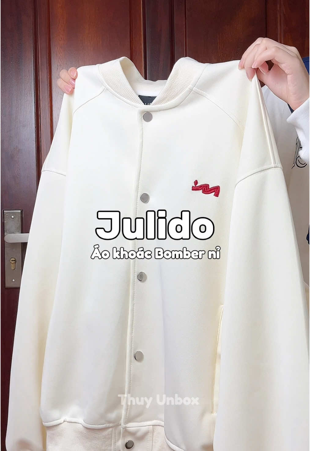 Áo khoác Bomber nỉ JULIDO #aokhoac #aokhoacnu #aokhoacni2da #aobomber #julido #aobombernamnu 