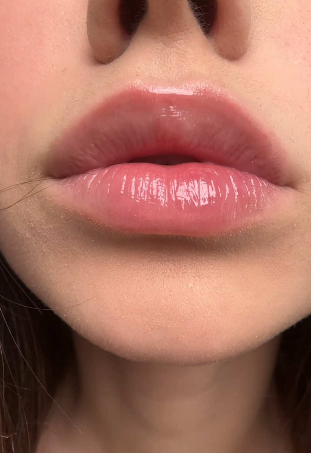 #fyp #asmr #lips #egirl #lipgloss 🤍