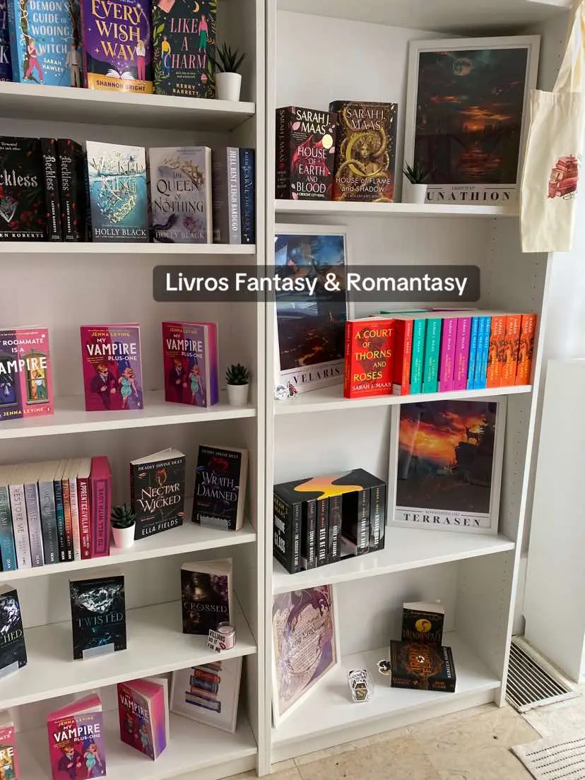 A senhora foi mesmo super simpática, tivemos uns bons 20 minutos a falar dos vários livros e planos futuros da loja!! Adorei e deviam todos ir lá! @One more chapter bookshop #BookTok #bookshop #lisboa #livros 