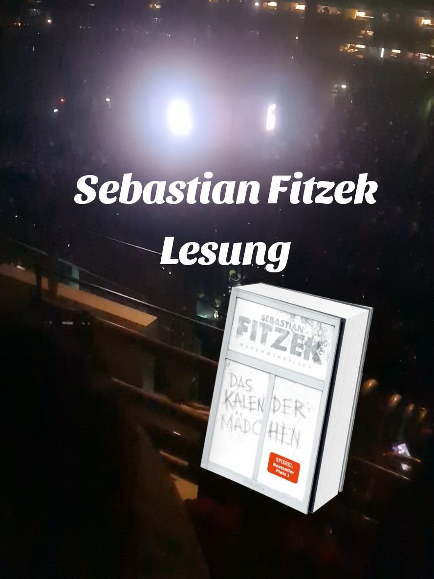 Warum ich gestern nichts hochgeladen habe? 😅 Schlechte Vorbereitung und @Sebastian Fitzek ☝️📚💜 Bookbestie und ich waren nämlich auf seine Abschlussverantstaltung zu seinem Buch Das Kalendermädchen 🎊✨️🎉 in der Mercedes-Benz-Arena (Uber) in Berlin.🙌 Tolle Gestaltung des Programms, gut gewählte Szenen, interessante Band und Herzlichen Glückwunsch  Herr Fitzek 🎉💜 ist alles was ich sage. 👀 Zehn goldene Schallplatten, wow! Was für ein Erfolg!👀 #fitzektour #fitzek #daskalendermädchen #thriller #Lesung #audible #Berlin #Buch #booktokgermany #BookTok #lesen #veranstaltung 