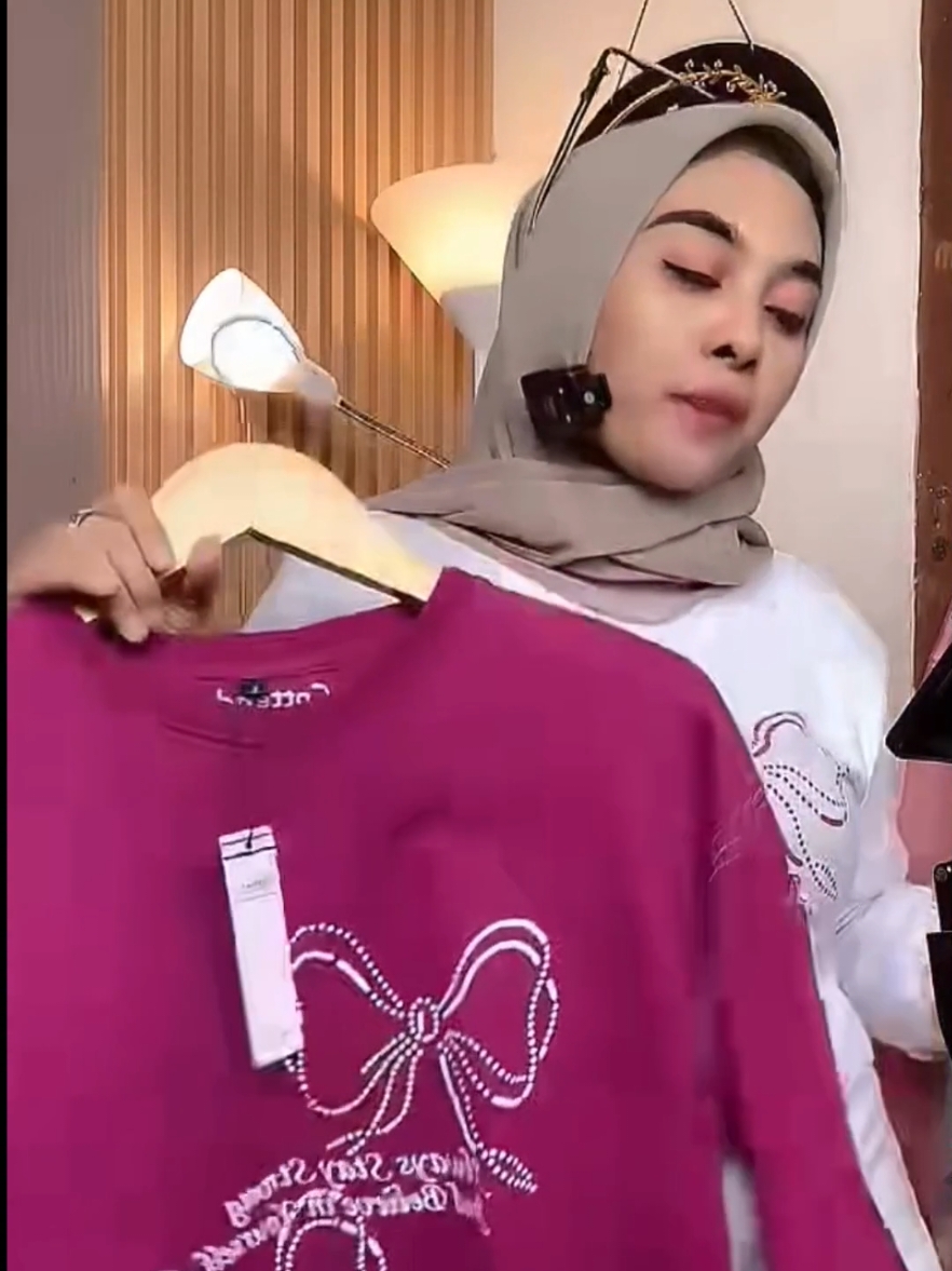 PITA Atasan Wanita Lengan Panjang Pecah Pola, Aksen #kaosmurah #kaoskekinian #kaosviral #kaoslenganpanjang #kaospremium 