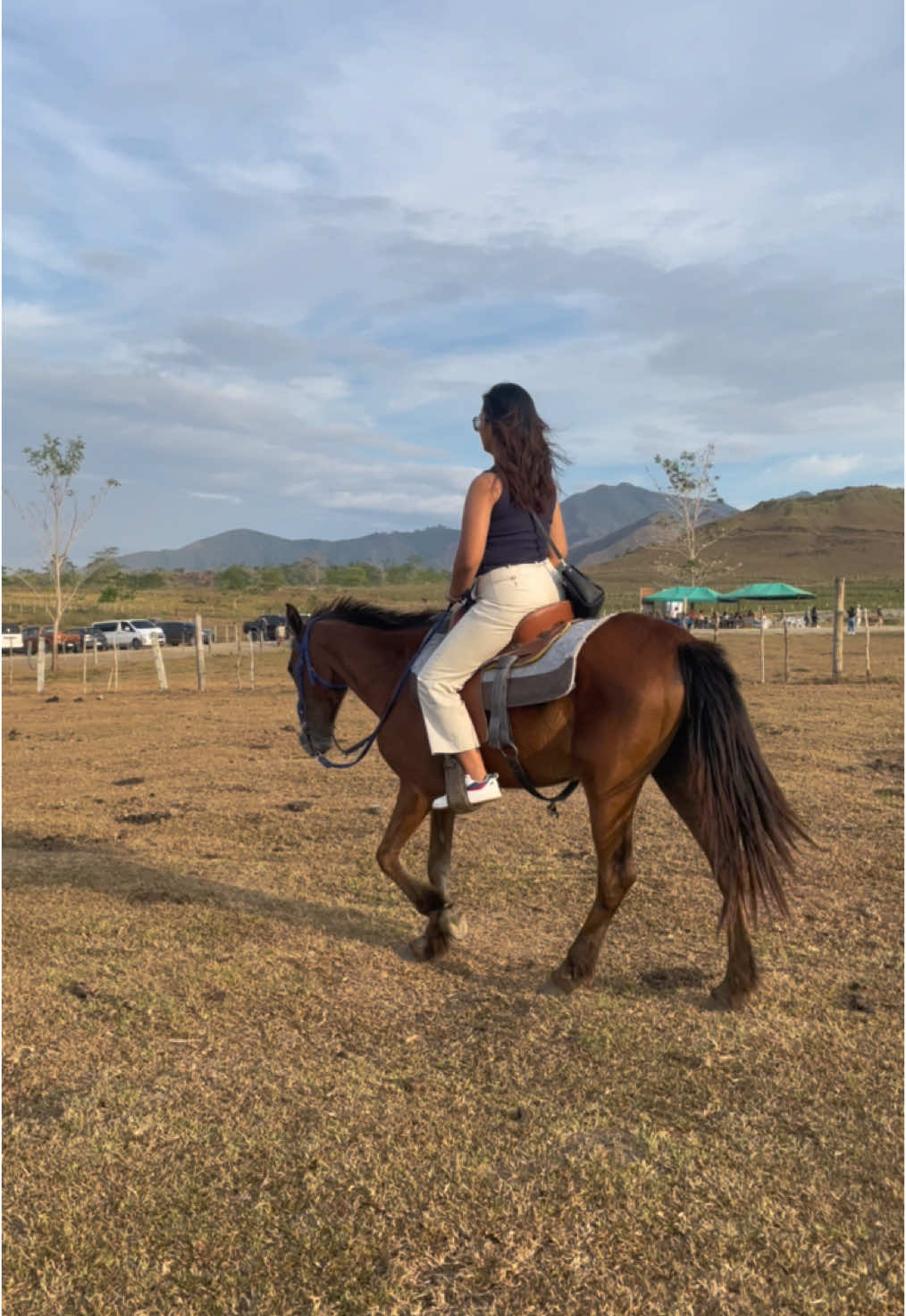 I am not an equestrian, but I love riding horses, and it is truly a dream of mine to ride a horse in different countries. 🙏🏼🥹😭 #ranch #horsebackriding #horsesoftiktok 