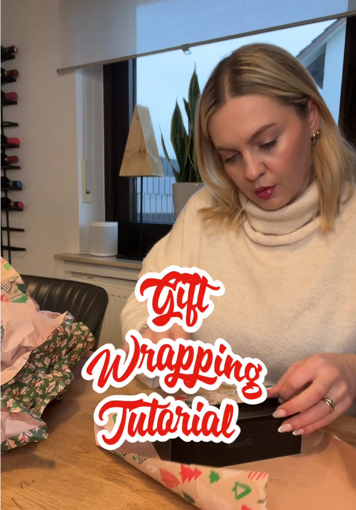 Beautiful wrapping for your gifts 🎁#giftwrapping #wrapping #wrappingpaper #geschenk #gift #present #weihnachten #christmas #xmas #wrap #hack #DIY #tutorial  #fyp #wrappinggifts #xmas