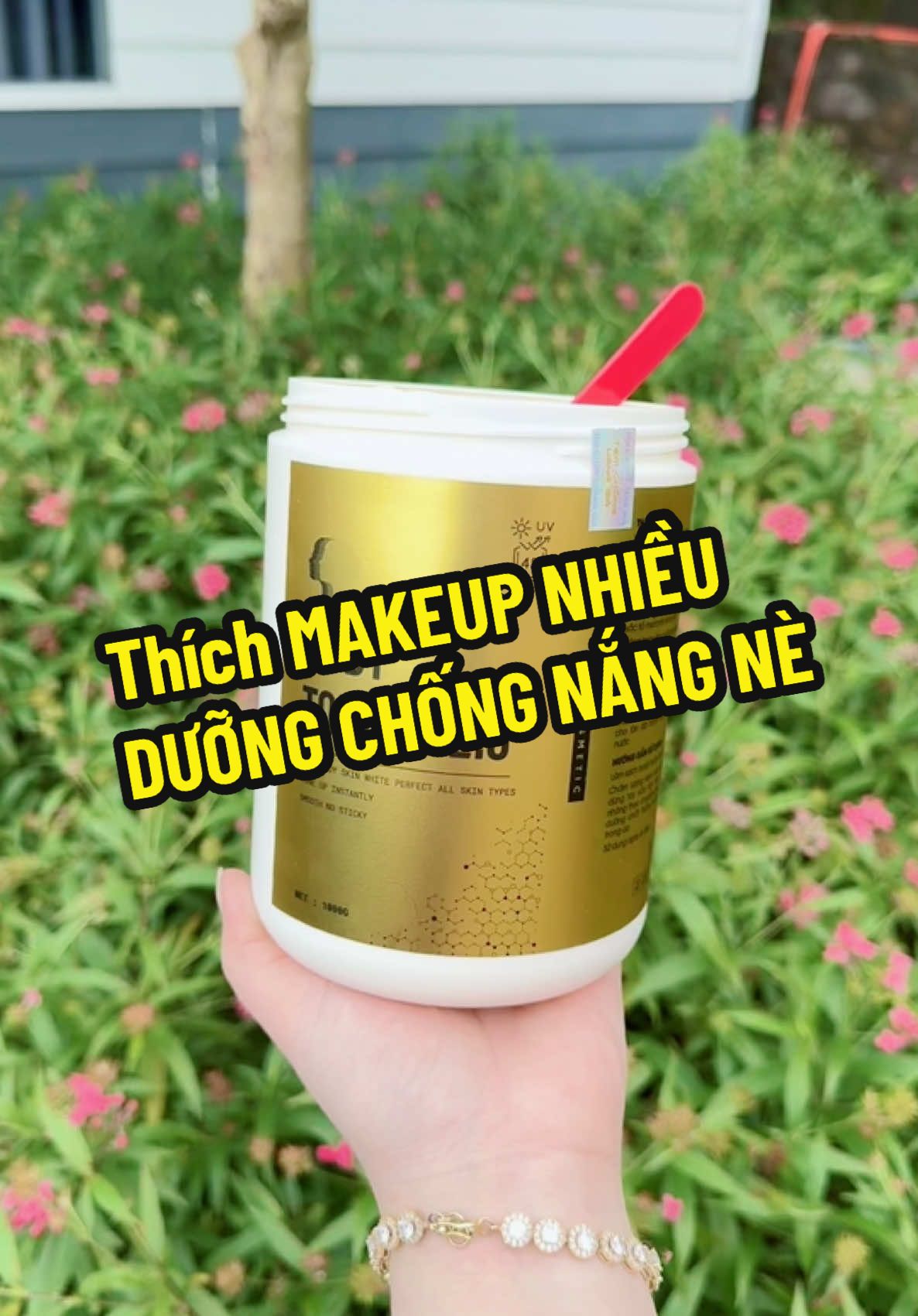 Dô mùa tiệc ròi, thích chắng đẹp thì có em #kemduongtrangda #kemchongnang #kemduongam #kembody #giacongmypham