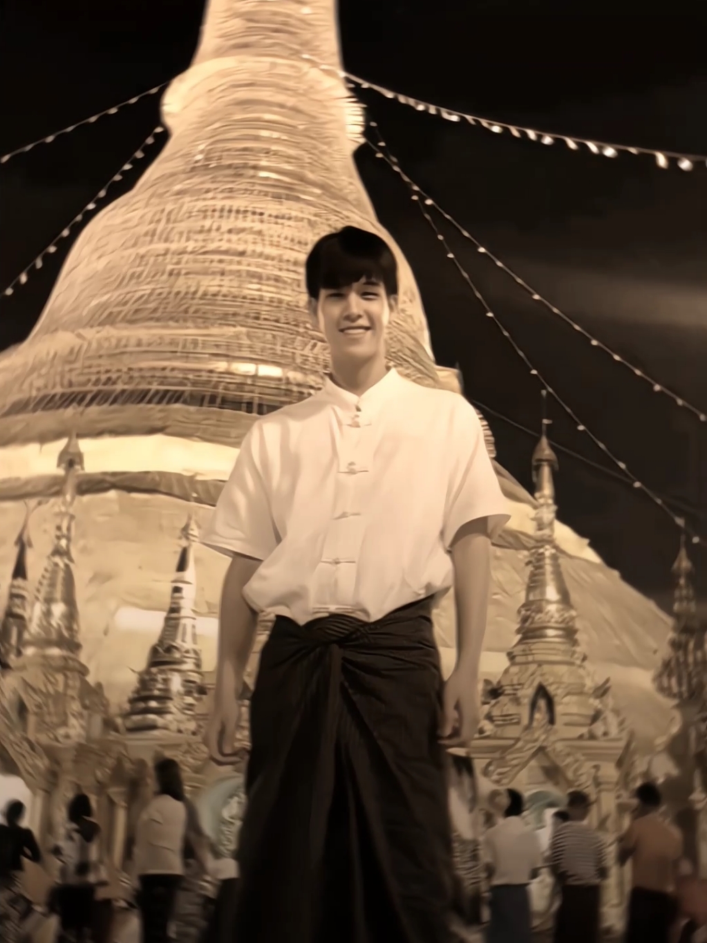 ပုဆိုးလေးနဲ့ကိုကို🐶💓 #fyp  #viral #foryoupage #fypシ゚#fyppppppppppppppppppppppp  #skynani #skywongravee #follower @skiwongravai 