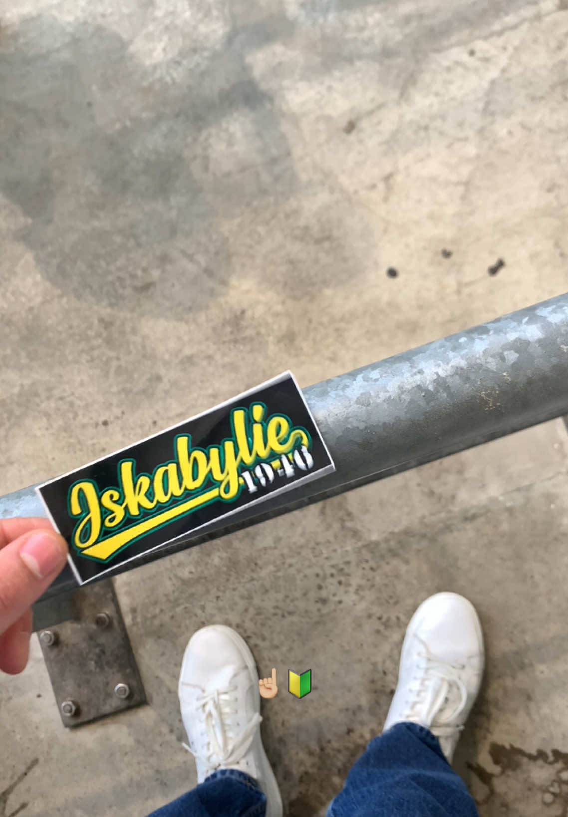 JSK EVERYWHERE 🌍 @VerdeAmarillo1946  #jsk #jskabylie💛💚 #velodrome #marseille🇫🇷 #marseille13 #jskinbeauty #jskvibe #kabylie #kabyle_dz #ultrakabylieboys💛💚 #ultraskabylieboys🇯🇲 #CapCut #fyp #dz #dzpower #dzair🇩🇿 #algerie 