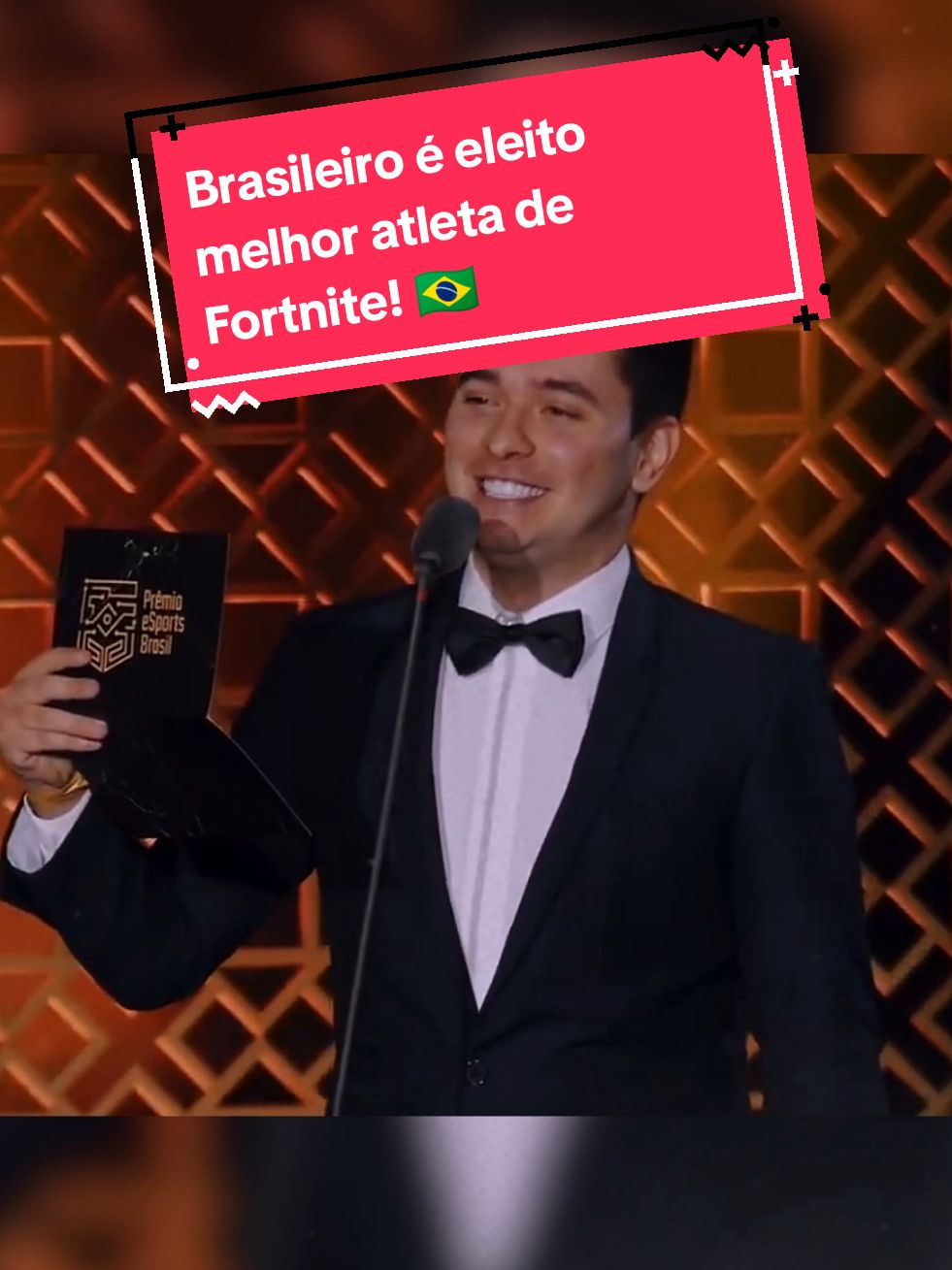 O melhor jogador BR de Fortnite de 2024 🇧🇷🔥. -Lembre-se: o que acontece no jogo, fica no jogo. Divirtam-se assistindo! #fortnite #fortniteclips #fortnitepro #ogfortnite #fortnitenostalgia #oldfortnite 