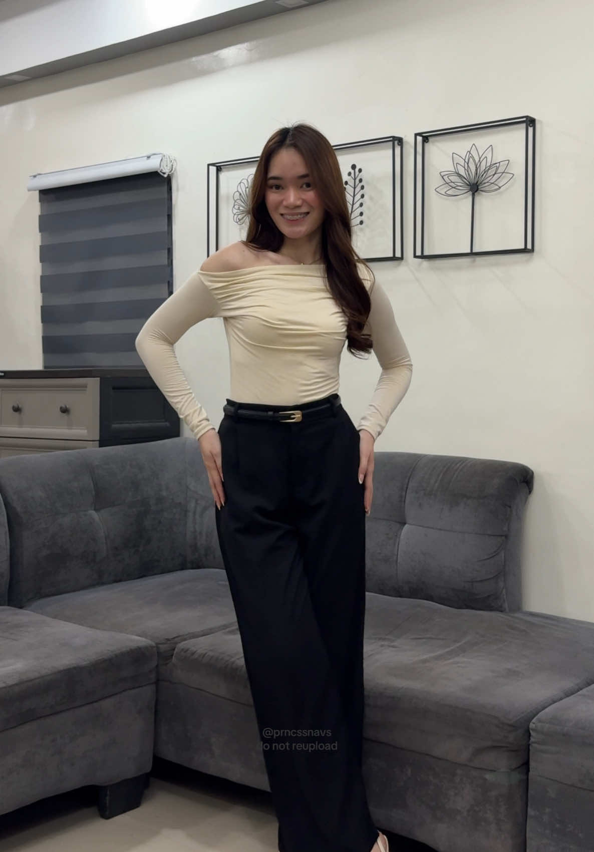 walang katapusang tita outfit 😅🤍 #titaoutfits #OOTD #outfitideas #fyp #fypageシ #fyppppppppppppppppppppppp #foryou #asymmetricaltop #offshoulder #richtitaoutfits #outfits #outfitinspo #fy 