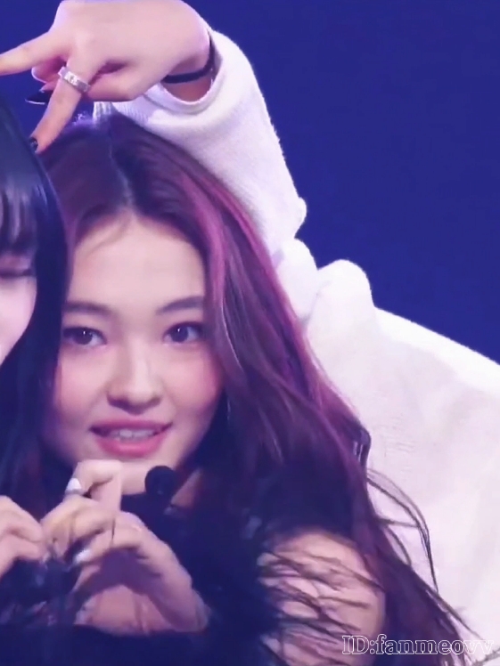 #ELLA #SOOIN #ellameovv #ellagross🦋 #Sooinmeovv #MEOVV #xuhuong #kpop #theblacklabel #viral #foryou 