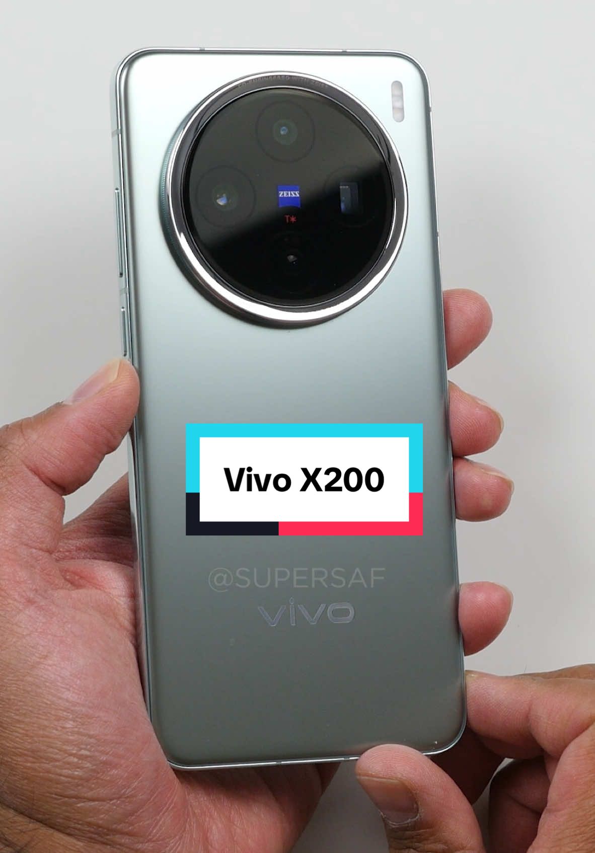 Vivo X200 Unboxing! #asmr #asmrvideo #asmrtiktoks #vivox200 #vivox200pro #fyp #unboxing #vivo #supersaf #Tech #techtok