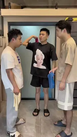 Invite your friends to watch the suppress laughter challenge, the ball guessing challenge and the reaction challenge #fungame #funnytiktok #funnyvideos #foryou #guanbue68 