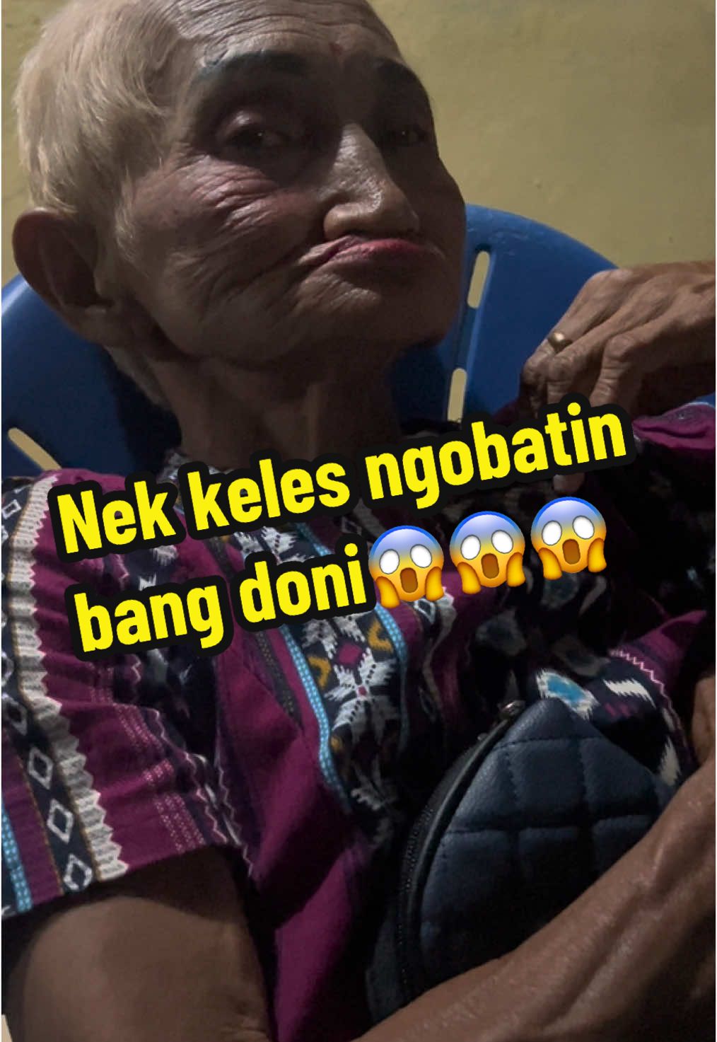 Datang kau doni, datang kau doni, goyang goyang botolnya😂😂😂 #selvinekkeles  #nekkeles  #nenekkeles 