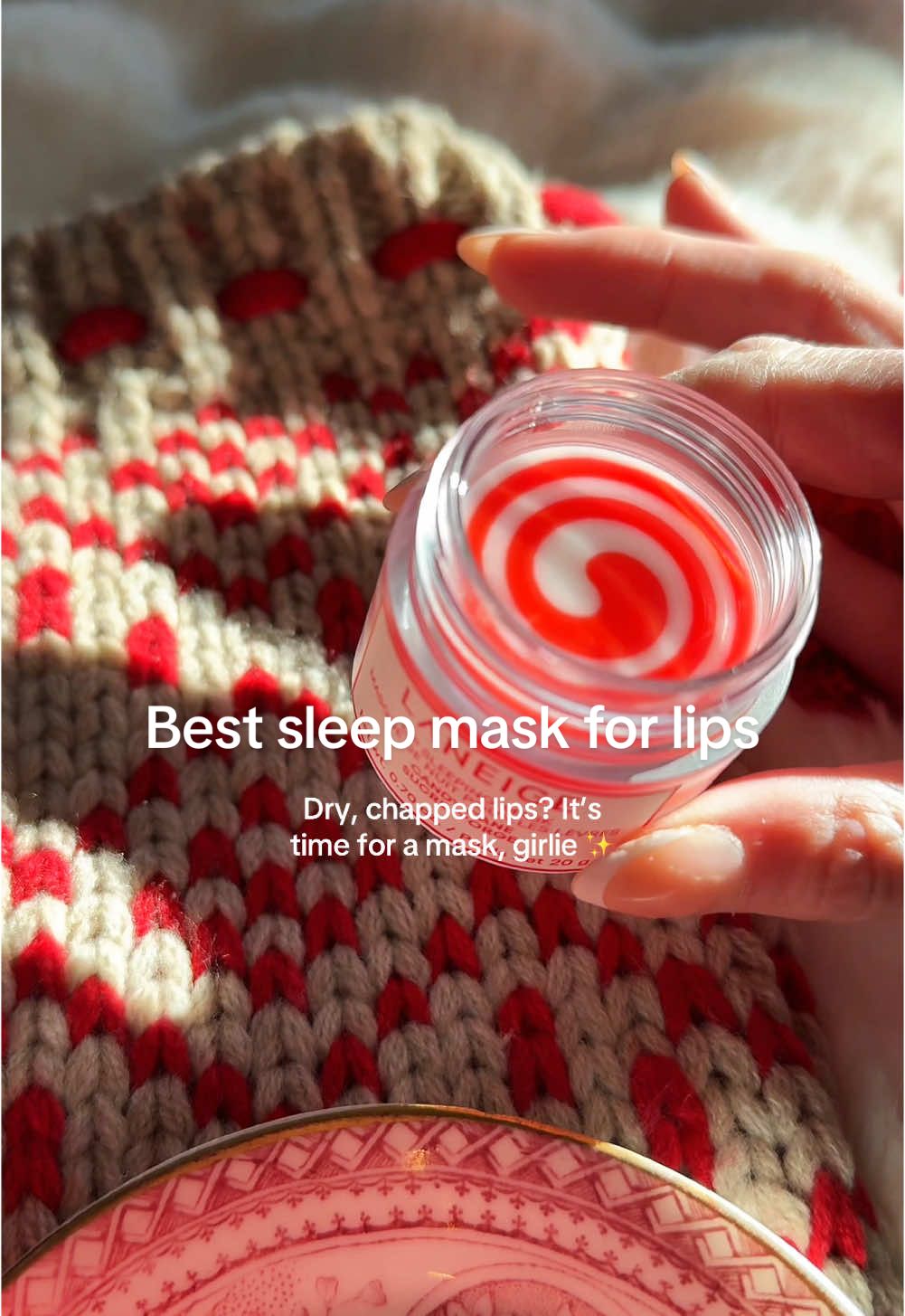Waking up with soft, kissable lips >>> @laneige_us  #giftsforher #lipmask #lipinspo #hydratedlips 