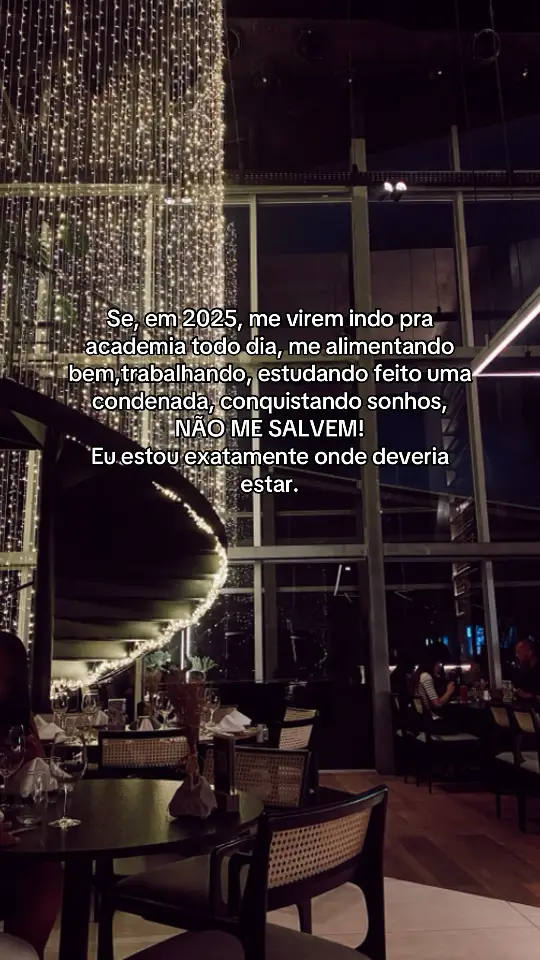 “E o amanhã é lindo, é belo, confie em Deus”. #fy #reflexao #sonhos #motivaçao 