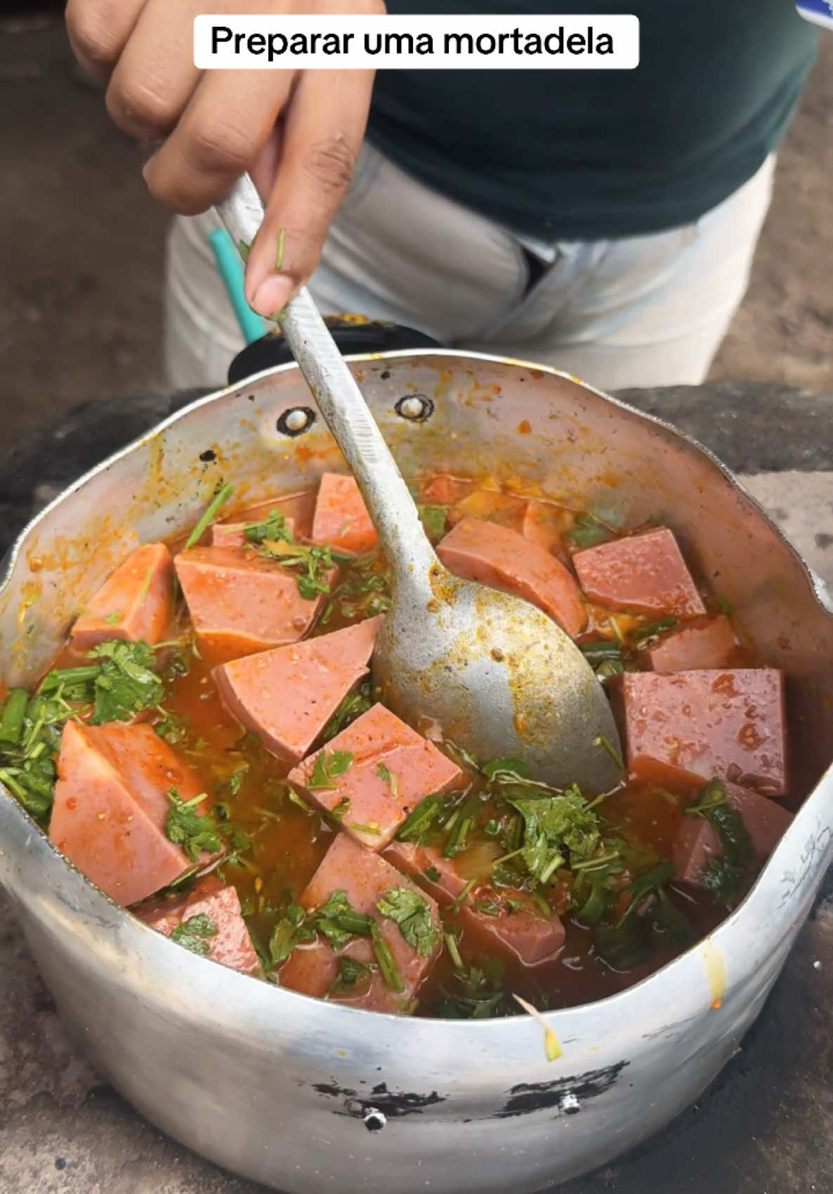 Preparar uma mortadela #receita #mortadela #molho #top #viralvideos 