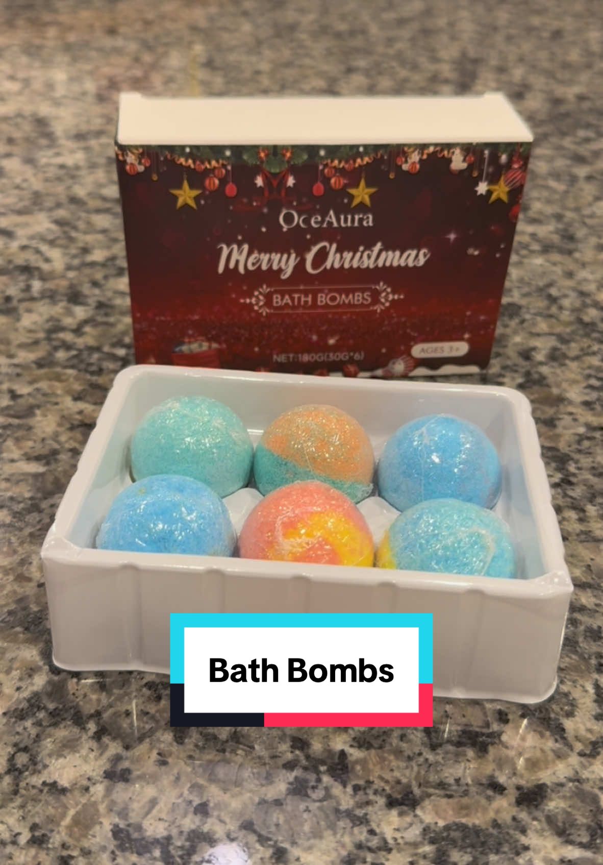 These bath hombs will send you off to a happier and more relaxed place. #bathbombs #bathbomb #aromatherapy #bath #relaxation #christmas #holidaygifts #dzwattscoolfinds 