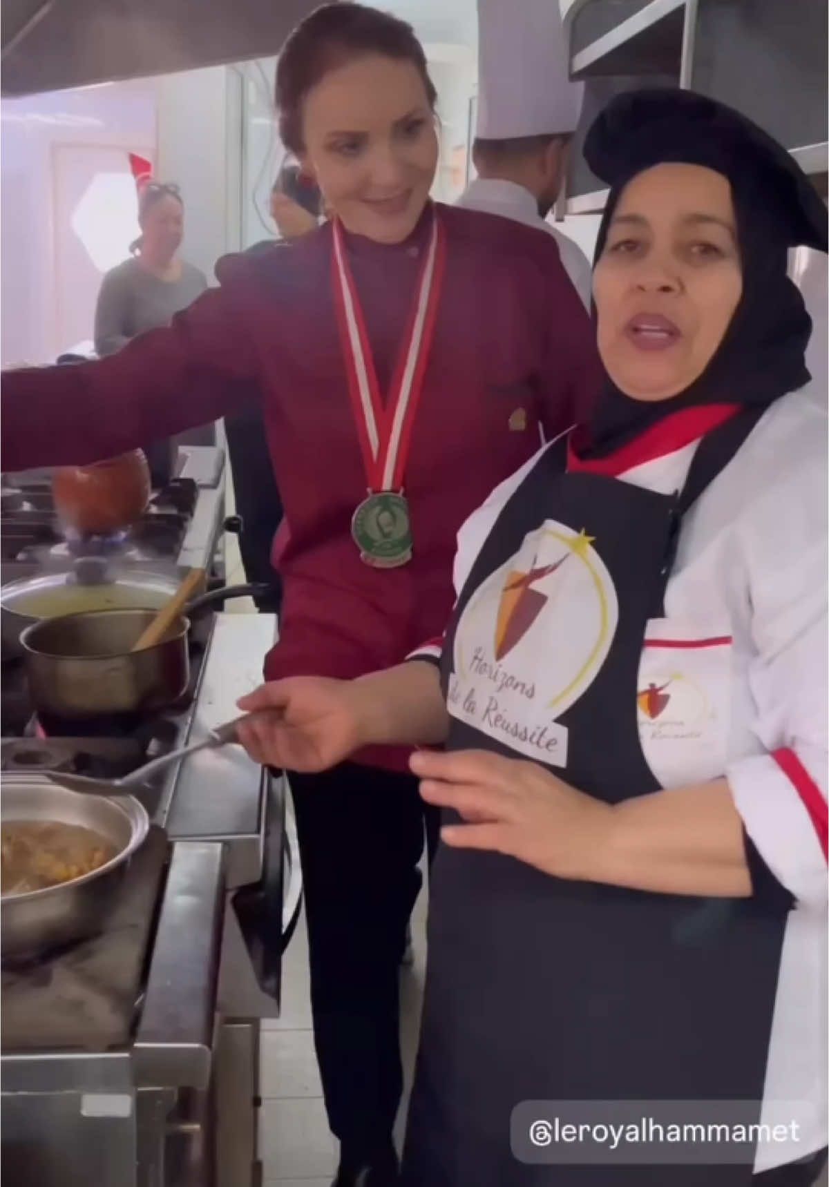 الأيام الثقافية الدولية في فن الطبخ  تحت شعار  طعامك هويتك 👨‍🍳🇹🇳 #explore #tunisia #fyp #beta #recette #foryo #pourtoii #تونس_المغرب_الجزائر #cooking #cuisine #foods #tiktoker 