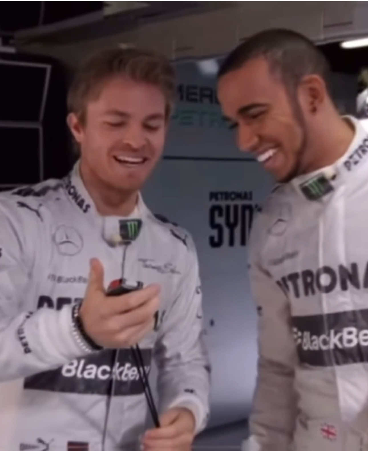 #BROCEDES || i hate that this became a tiktok trend • • • #lewishamilton #nicorosberg #f1 #fyp 