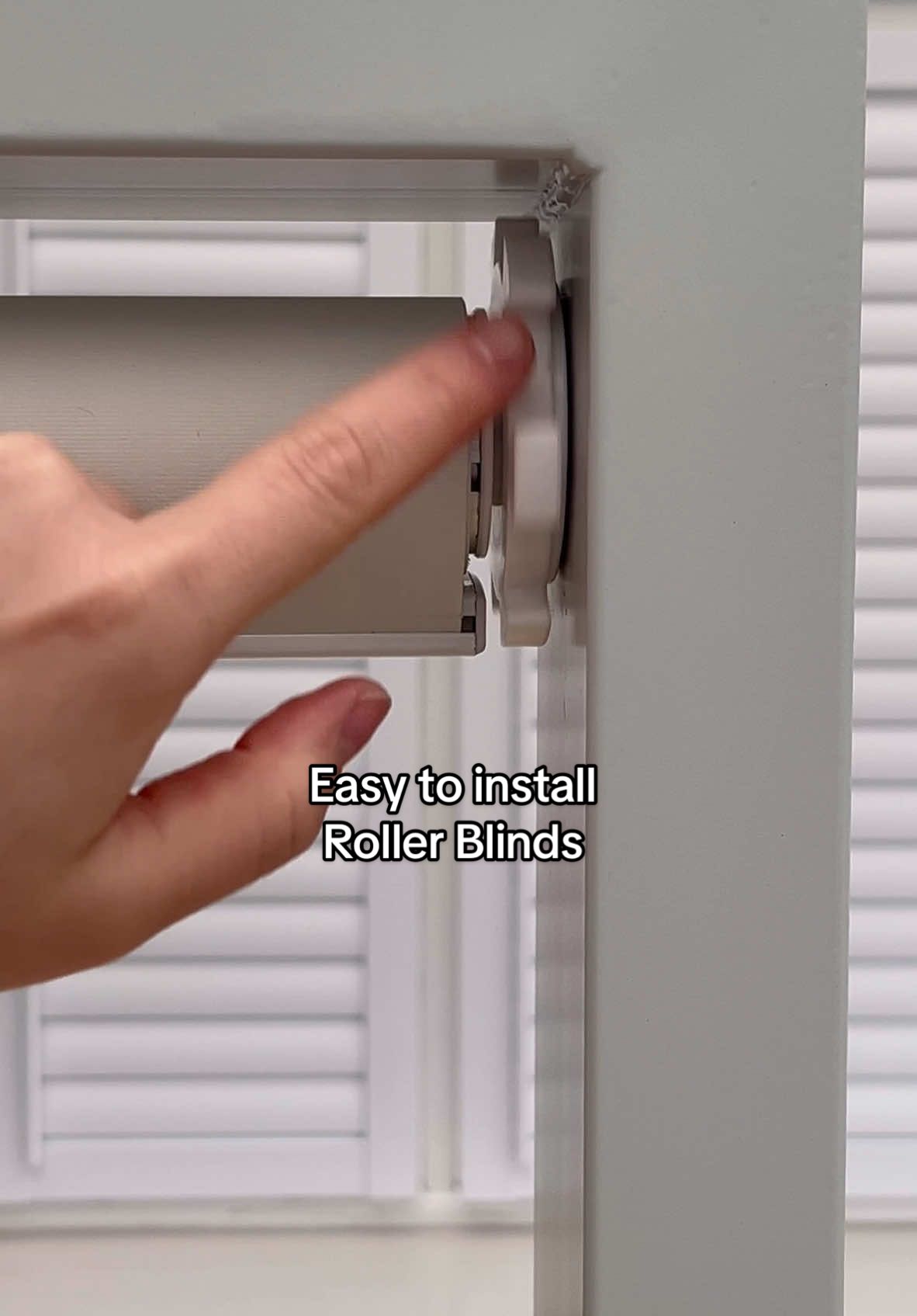 Making installing blinds easier 😎 Here's just a few reasons why you need them ⬇️ - No drill holes or screws required for a quick no mess installation - Leaves no damage to the window recess or walls - Ideal for the home, office or rented accommodation - Takes minutes to install and requires no tools #nodrillblinds #diyhacks #rollerblinds #installationvideo #windowcoverings #homeinspiration #homedecor