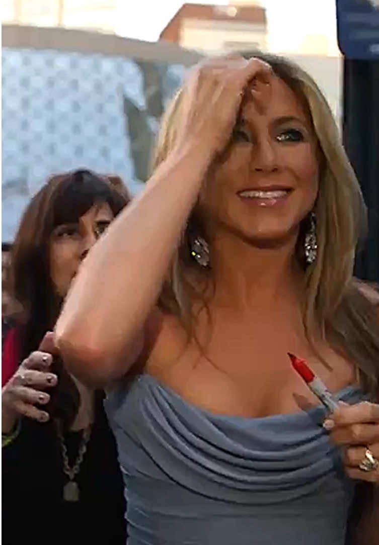 jennifer aniston like a dream 🤍 #jenniferaniston #fyp #lifeofcrime #tiff