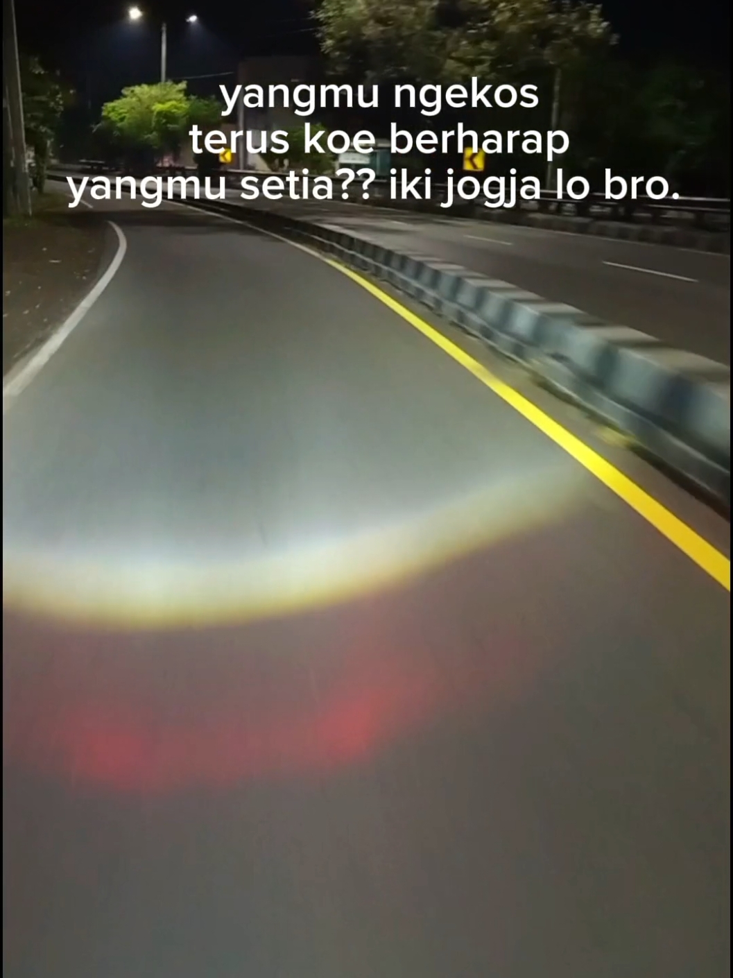 bojone nabi Nuh wae iso selingkuh jo meneh yang mu sek ngekos ndek jogja.#fypage #xybca #jogja24jam #fyppppppppppppppppppppppp #jowopridee #fypシ゚ #horror #jogjahits #fypシ゚viral🖤tiktok