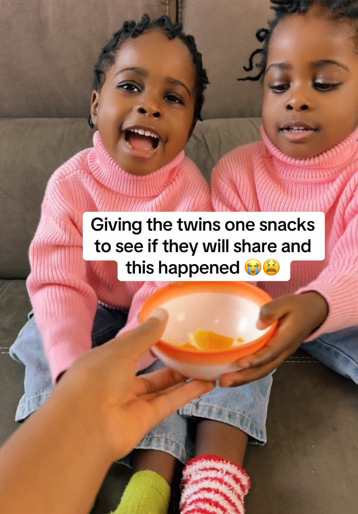 Giving the twins one snacks to see if they will share and this happened 😭😭 #viral #fyp