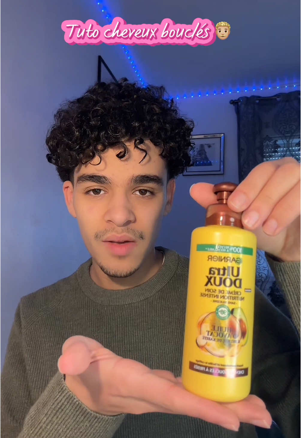 Tuto cheveux bouclés 👨🏼‍🦱 juste avec une créme ( cheveux bouclés) avec un ultra doux #pourtoi#cheveux#cheveuxbouclés#cheveuxcourts#fyp#foryo#perte#tutocheveuxbouclés#ultra#ultradoux 