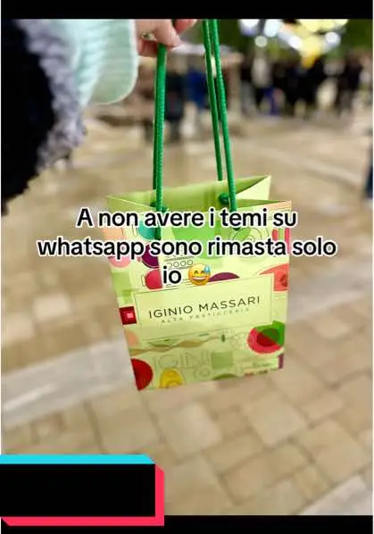 Qualcuno con Whatsapp Business li ha?🥹