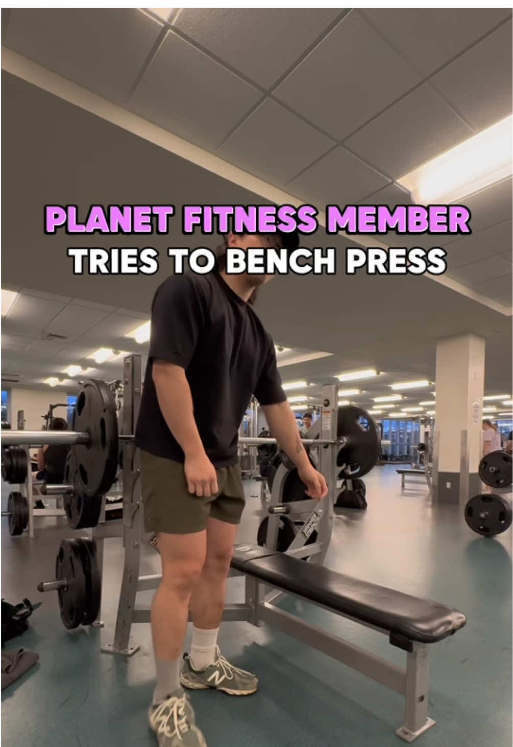 A lot of you guys always ask me how much i bench so i figured i’d try and find out haha here’s my first time benching in almost 2 years  #fypシ #planetfitness #planetfitnessworkout #GymTok #gymmotivation #fitnessbeginner #fypfitness #gymbeginner #chestworkout #benchpress 